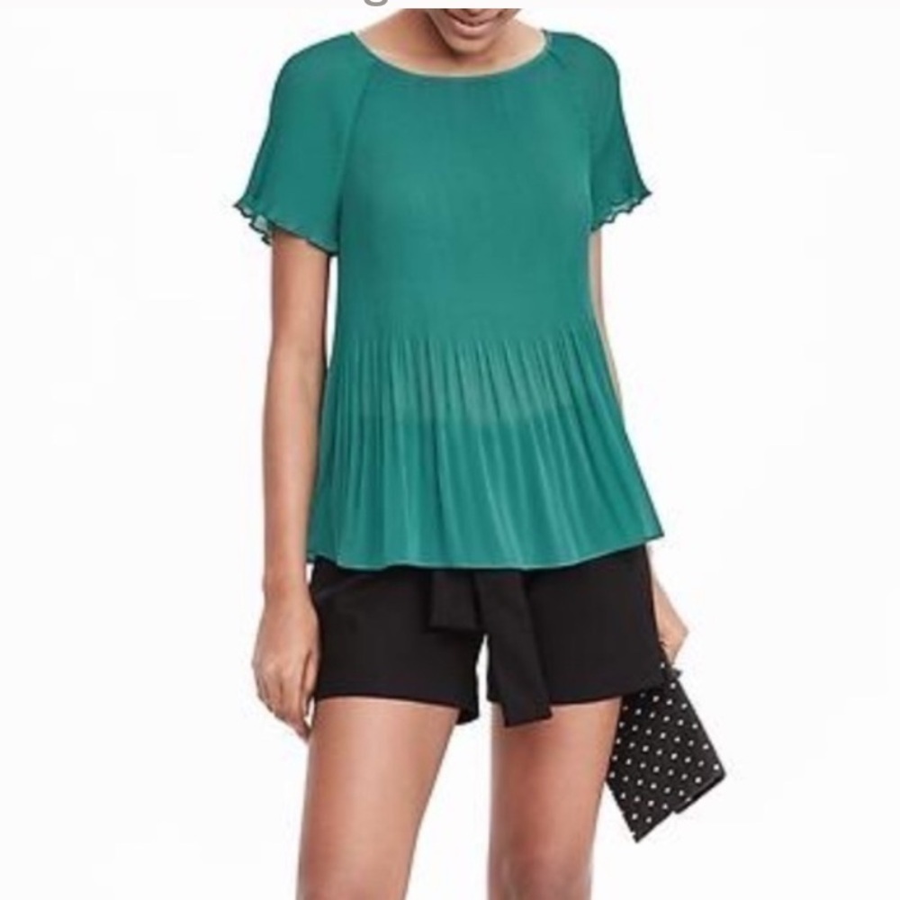 New - BR sheer mini pleats top - Picture 4 of 4